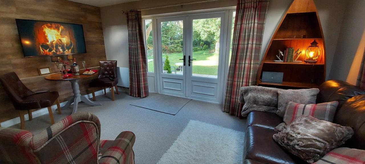 Glyn Isa Country House B&B And Self Catering Apartments Conwy Bagian luar foto