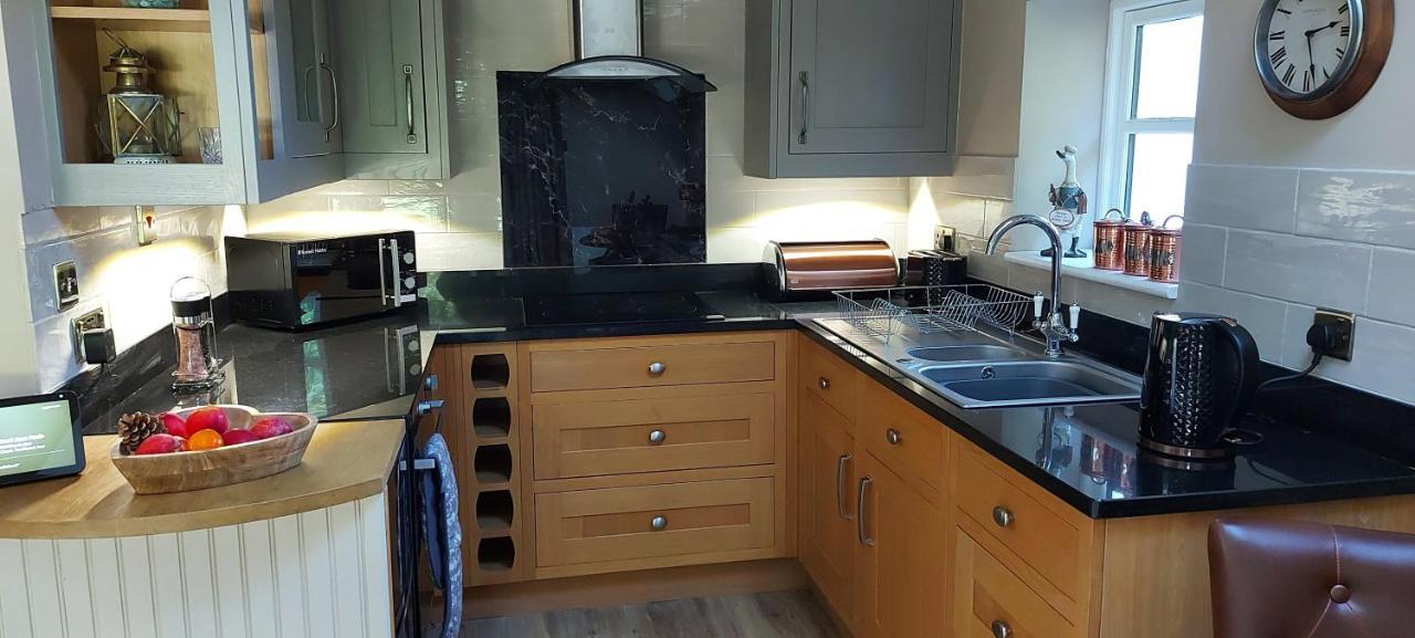Glyn Isa Country House B&B And Self Catering Apartments Conwy Bagian luar foto