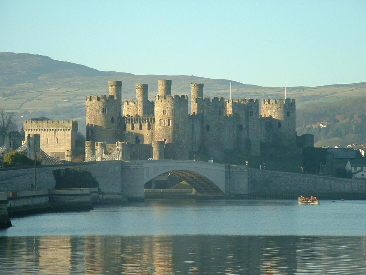 Glyn Isa Country House B&B And Self Catering Apartments Conwy Bagian luar foto