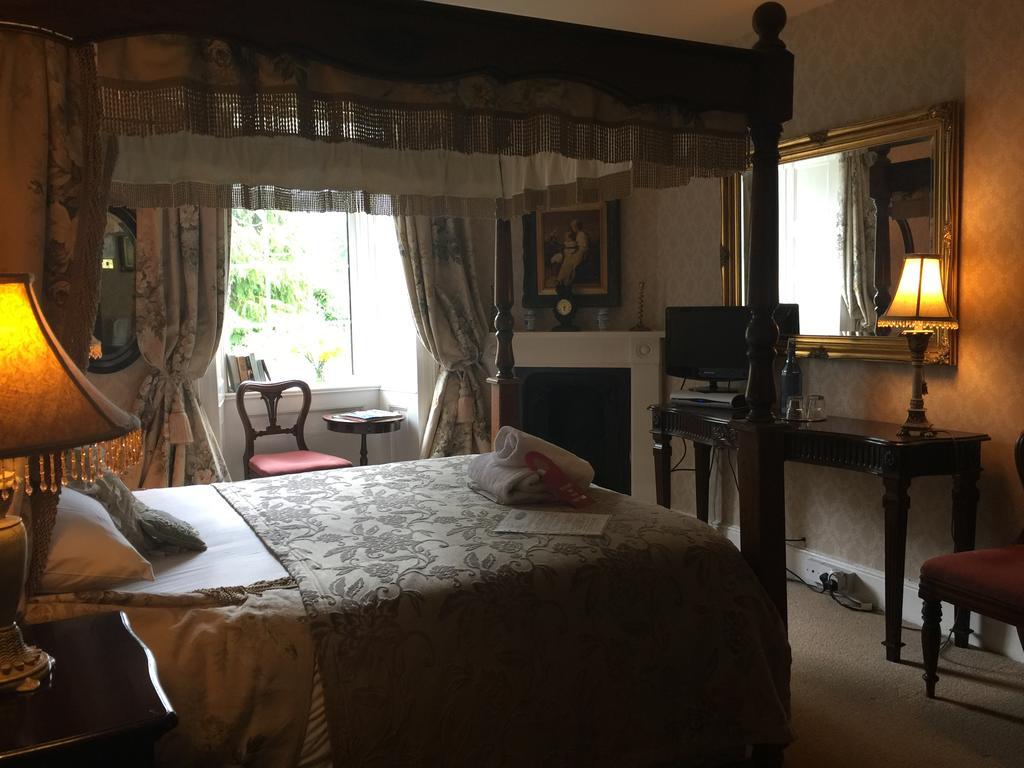 Glyn Isa Country House B&B And Self Catering Apartments Conwy Bagian luar foto