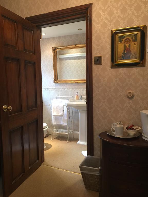 Glyn Isa Country House B&B And Self Catering Apartments Conwy Bagian luar foto