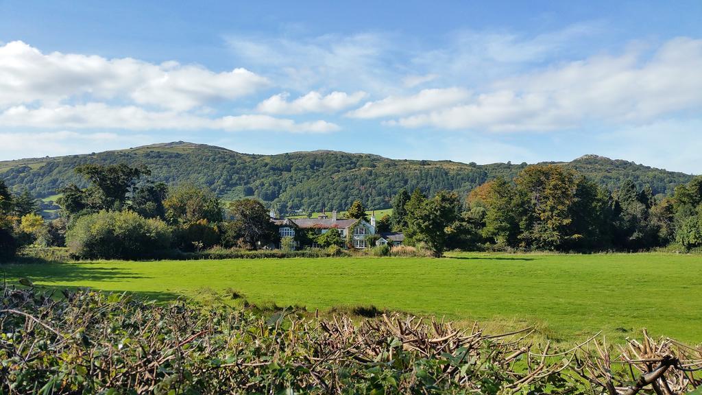 Glyn Isa Country House B&B And Self Catering Apartments Conwy Bagian luar foto