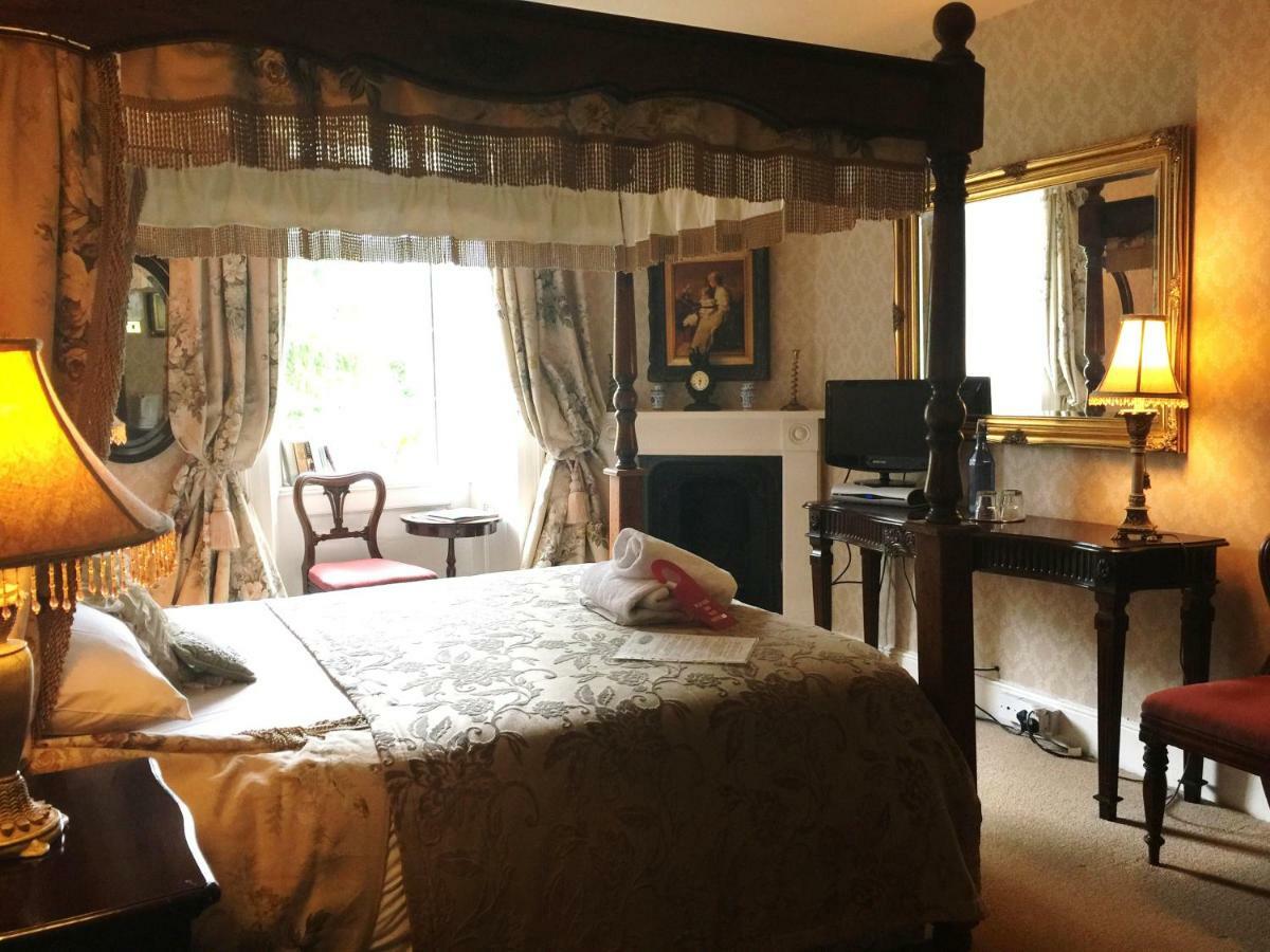Glyn Isa Country House B&B And Self Catering Apartments Conwy Bagian luar foto
